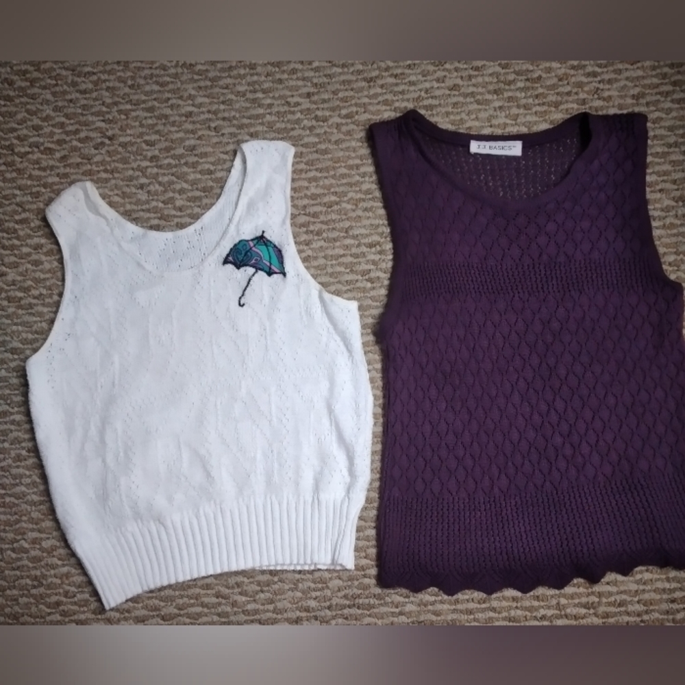 😊5 for $20 (2) tops